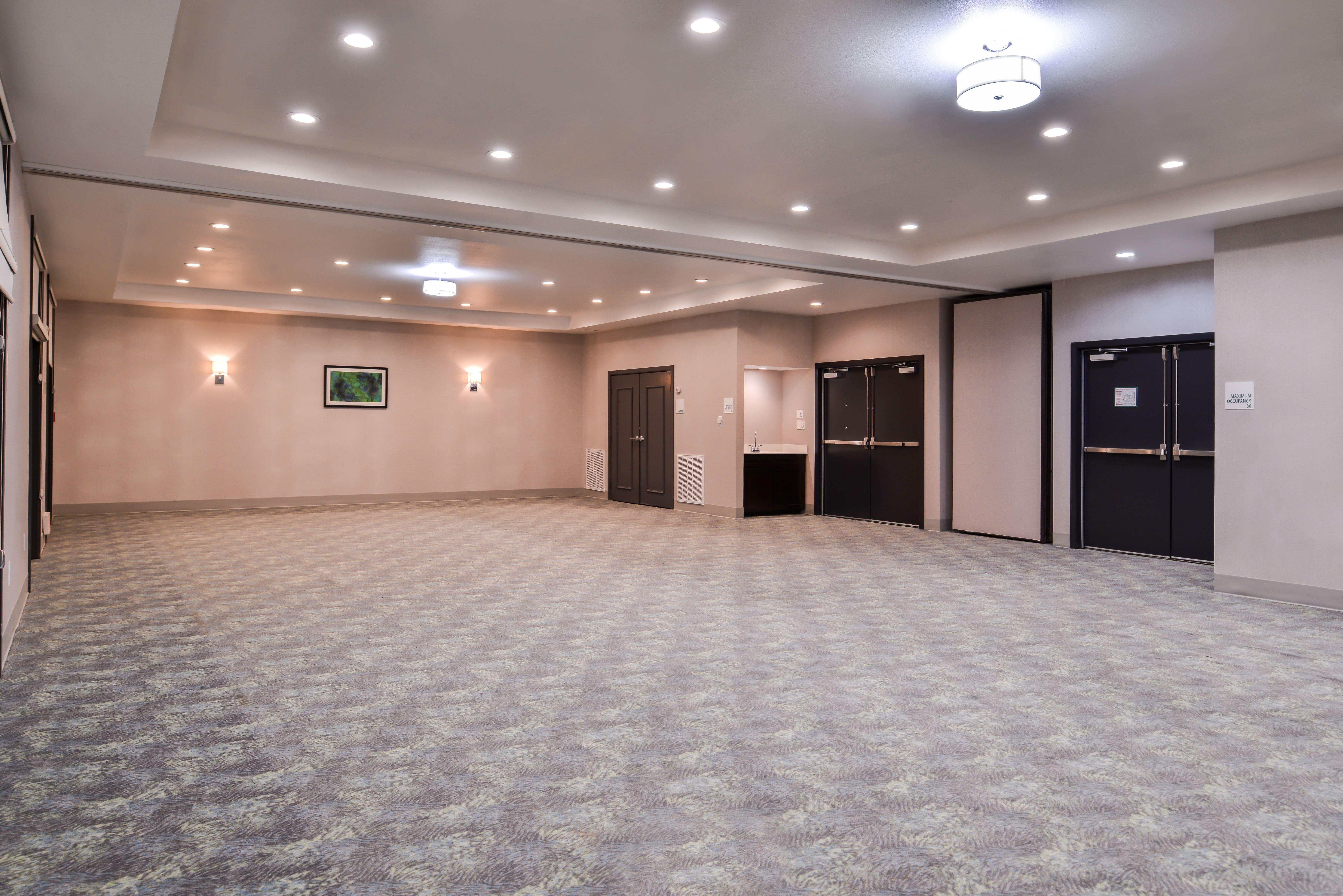 Holiday Inn And Suites Addison By Ihg Extérieur photo